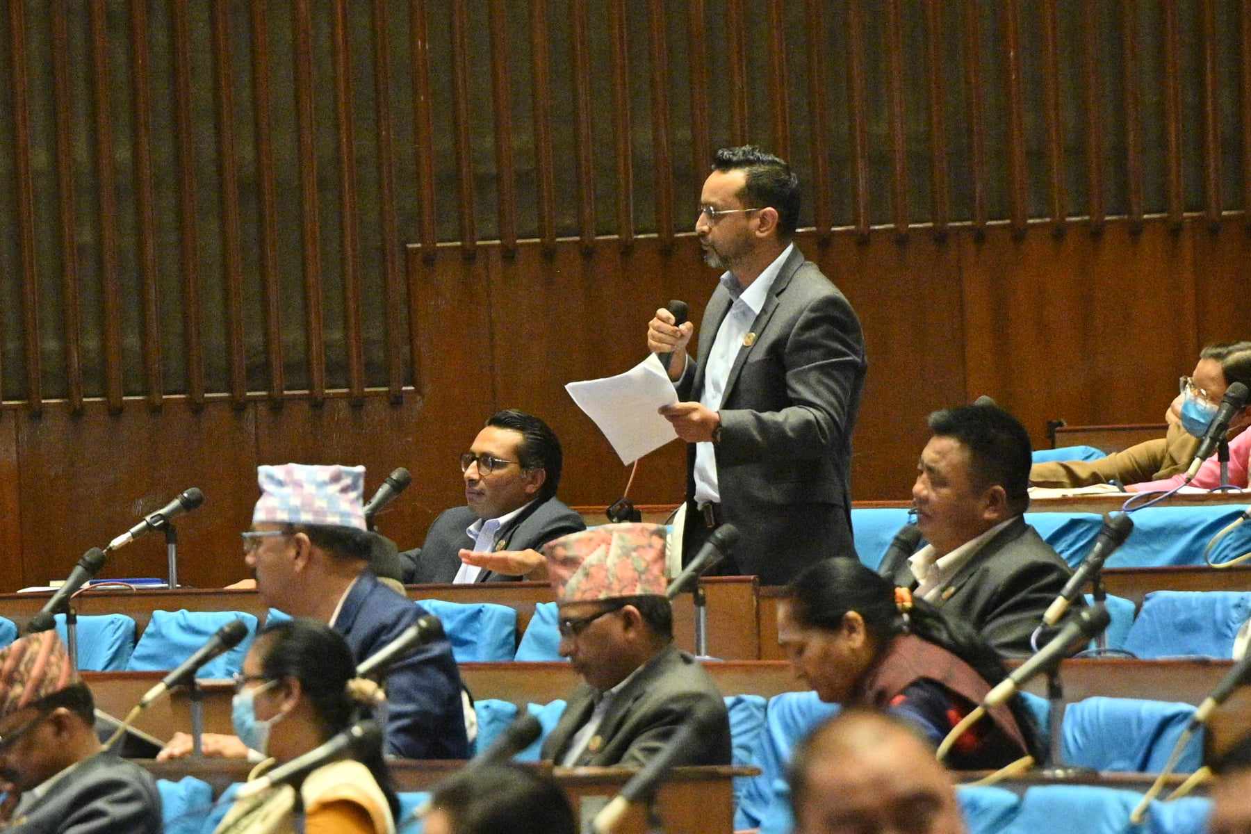 क्रिकेट खेलाडीलाई पुरस्कार दिन सरकारले बिर्सियो: असिम शाह